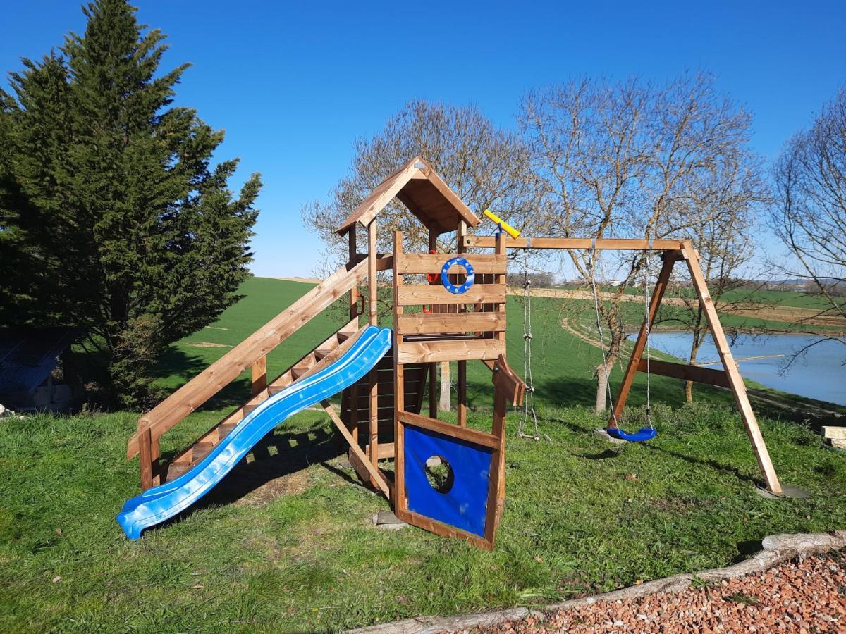 Maison De Campagne, Bord De Lac, Piscine, Billard 11 Per Plieux Екстериор снимка